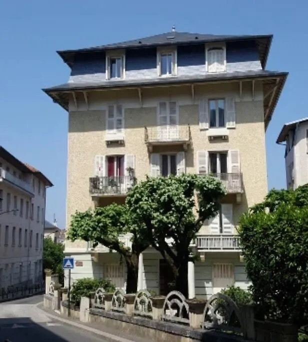 Apartment Le Lamartine Hyper Centre Aix Les Bains Avec Parking Et Climatisation Aix-les-Bains