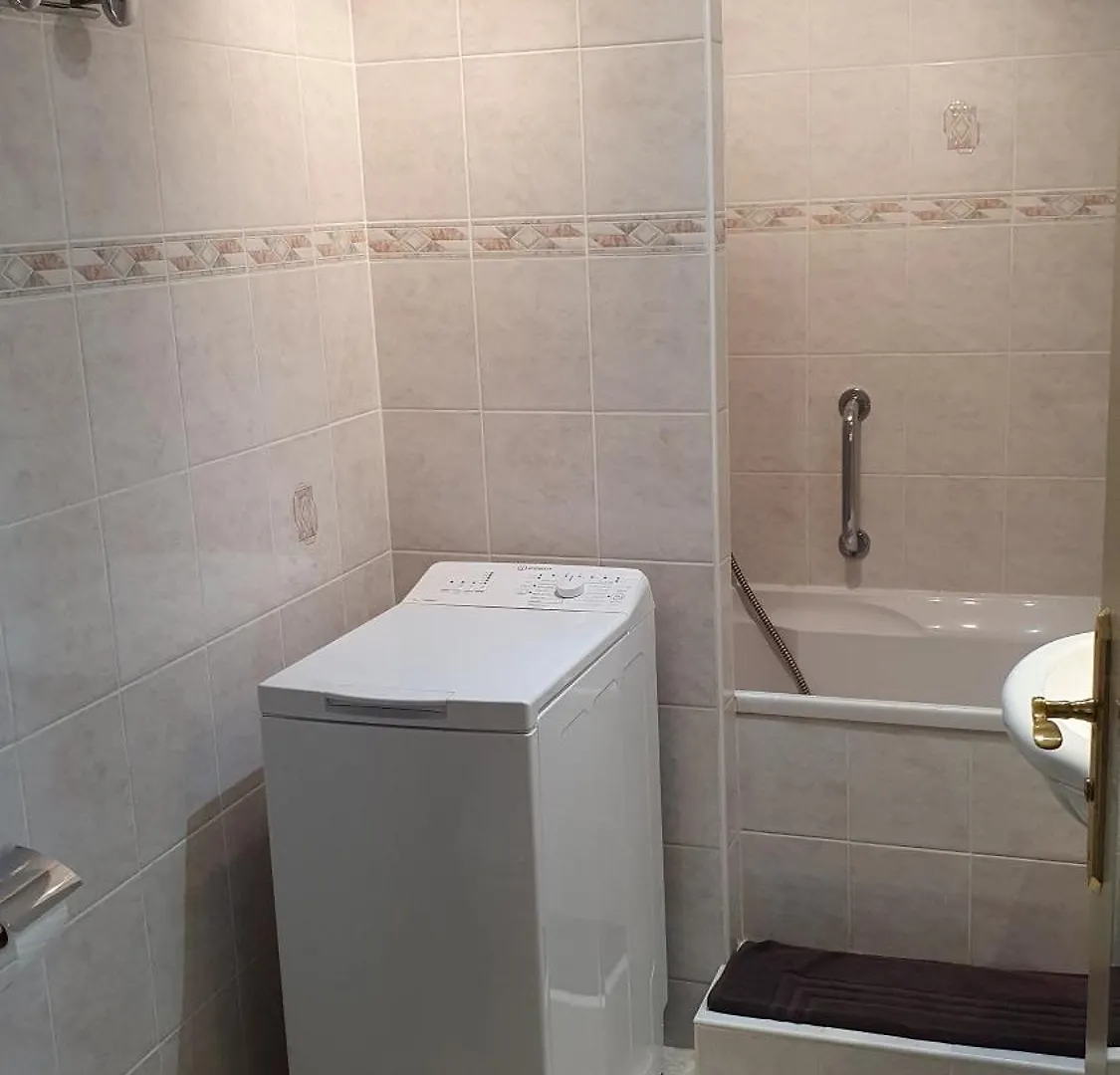 Le Lamartine Hyper Centre Aix Les Bains Avec Parking Et Climatisation Aix-les-Bains Apartment